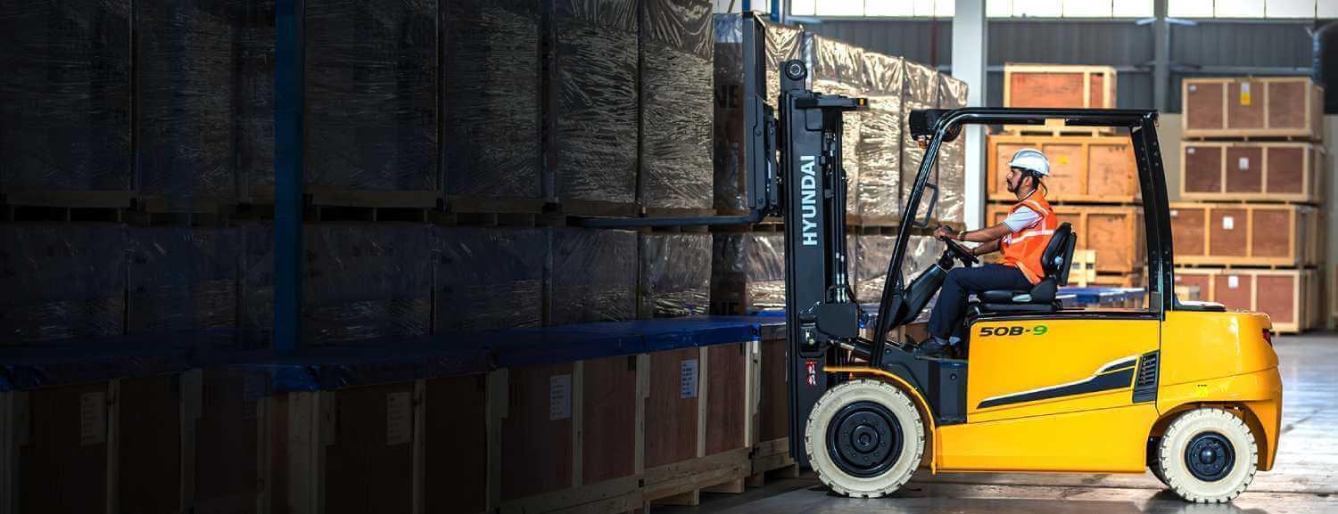 Hyundai 45B-9 Forklift Truck